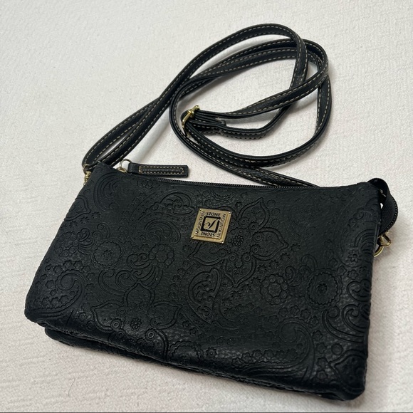 Stone Mountain Accessories Handbags - Stone Mountain crossbody purse